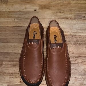 Men's Tan Leather Loafers